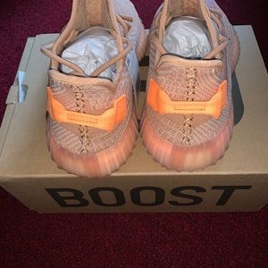 footlocker yeezy clay